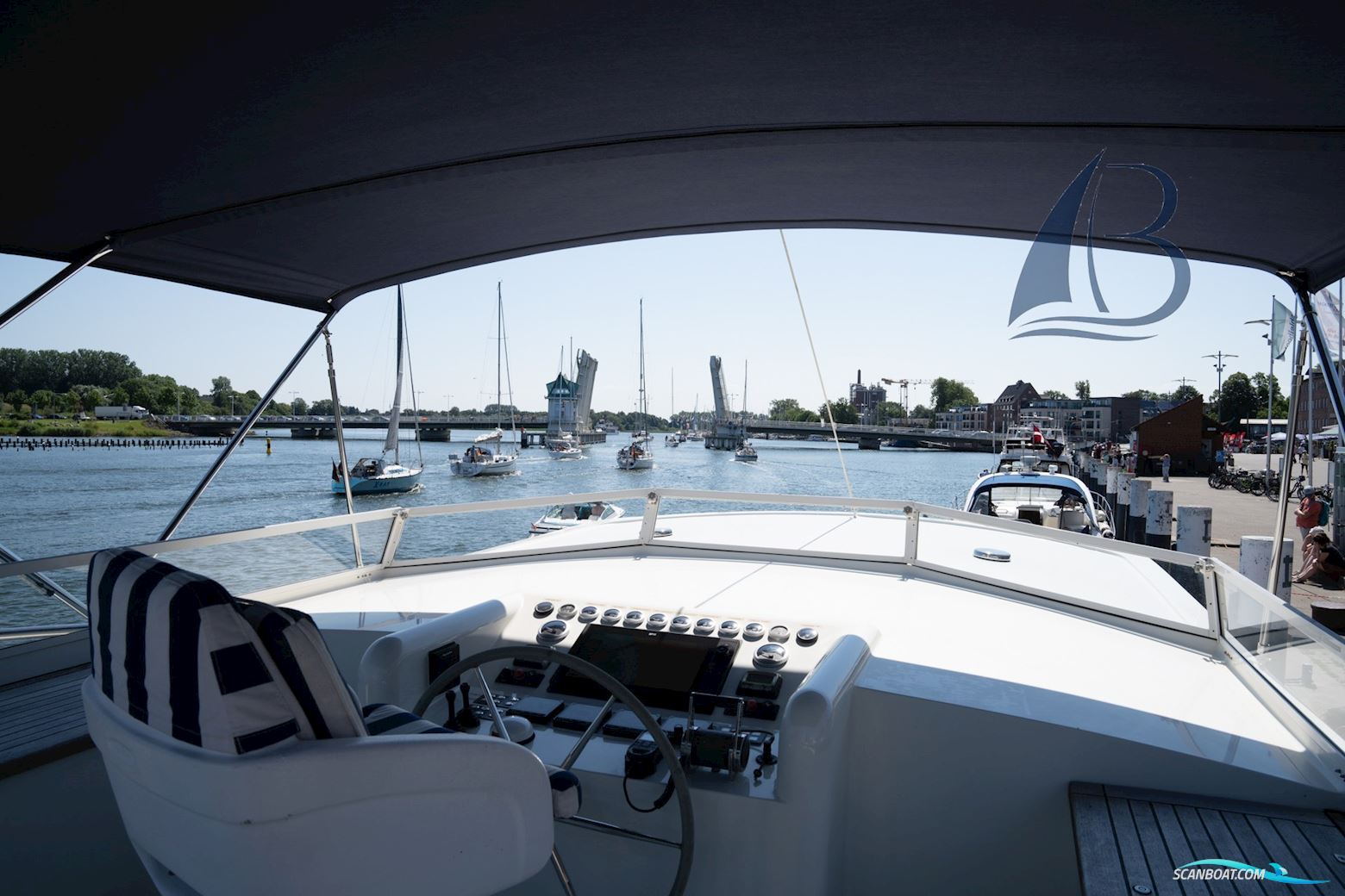 Privateer Trawler 50