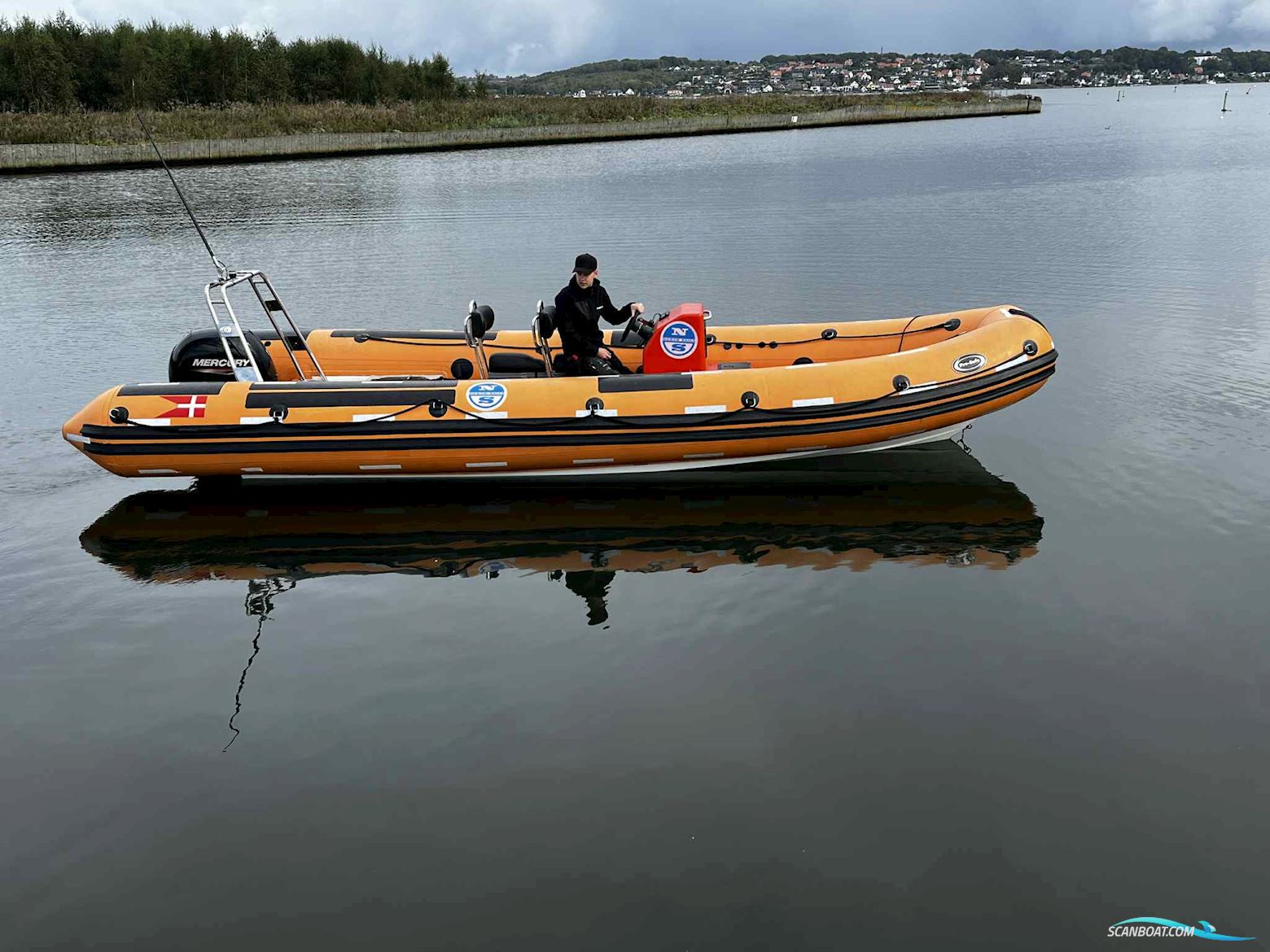 Pro-safe RIB 740 med 150 Mercury