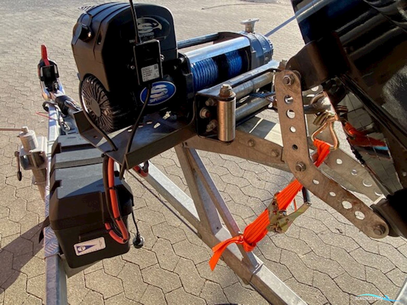 Profisher Cutter 223 WA m/2 stk. Suzuki DF200 hk og Variant buggitrailer - NU NEDSAT KR. 50.000,- !