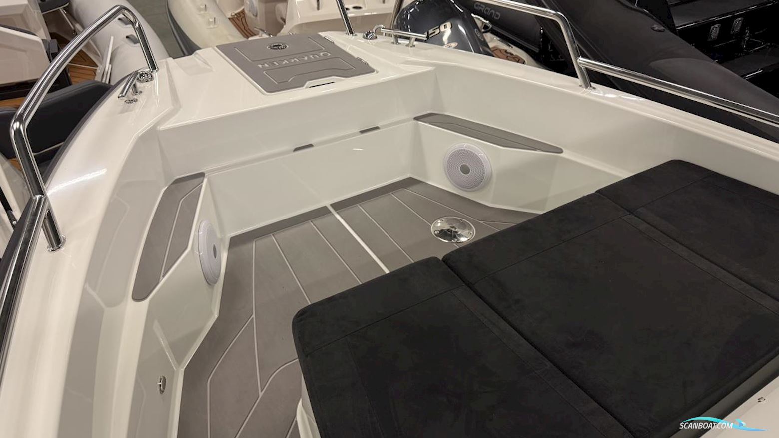 Quarken 27 Cabin