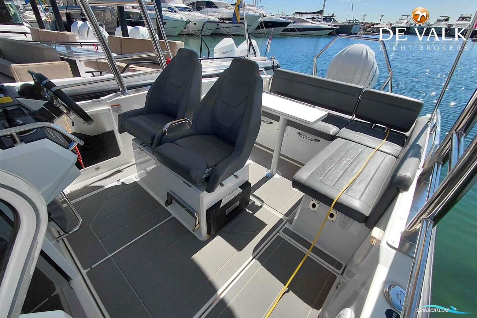 Quarken 27 T Top