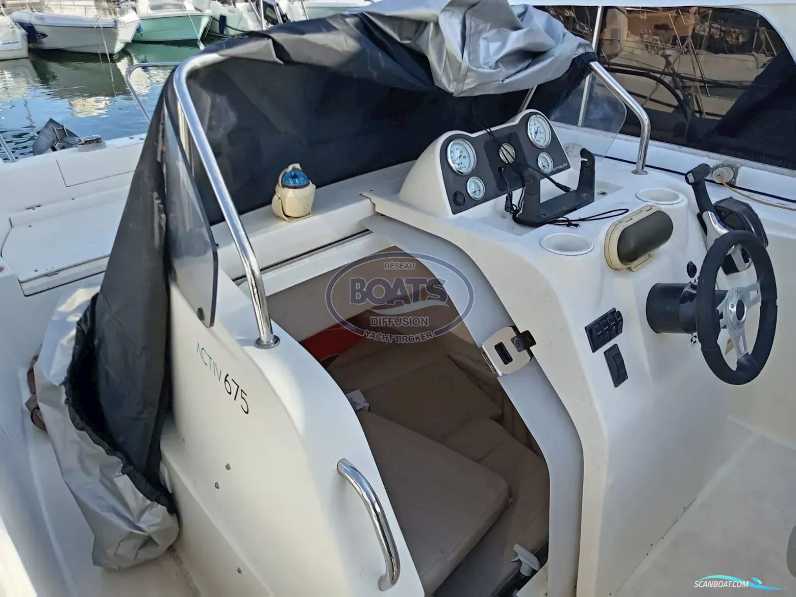 Quicksilver  675 Activ