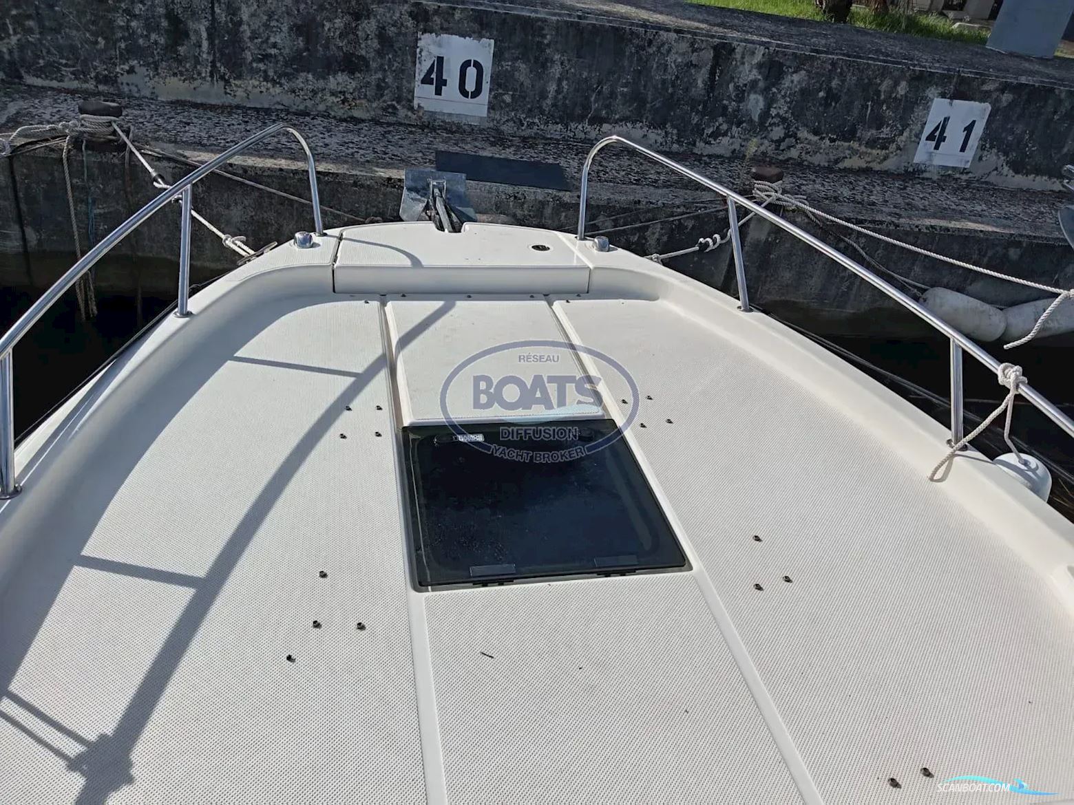 Quicksilver  755 Sundeck