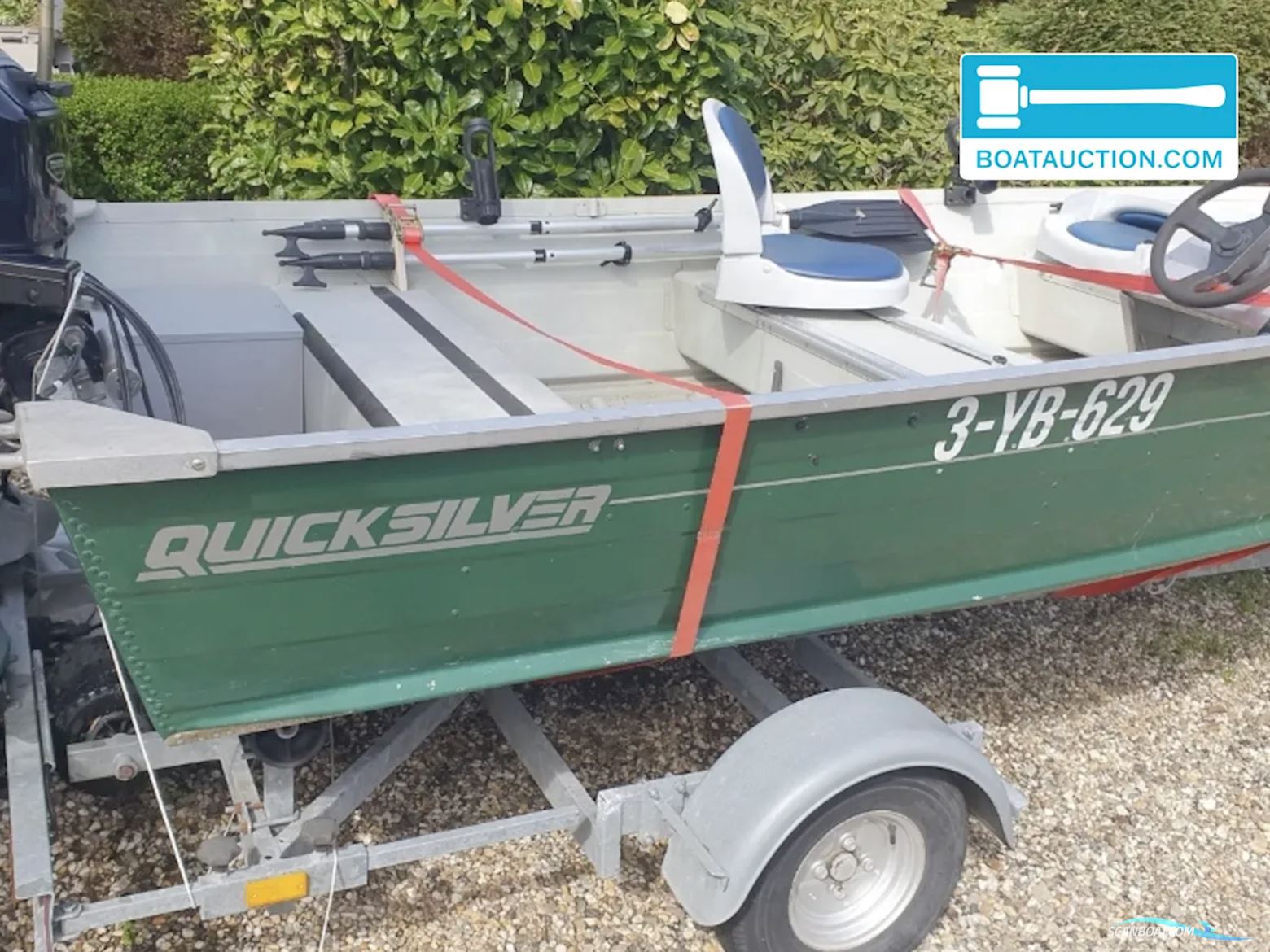 Quicksilver 450sf