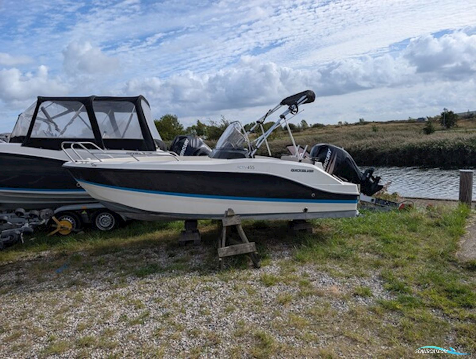 Quicksilver 455 Open