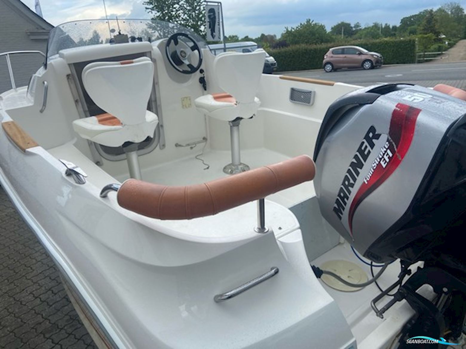 Quicksilver 470 Cruiser, Mariner 50 HK