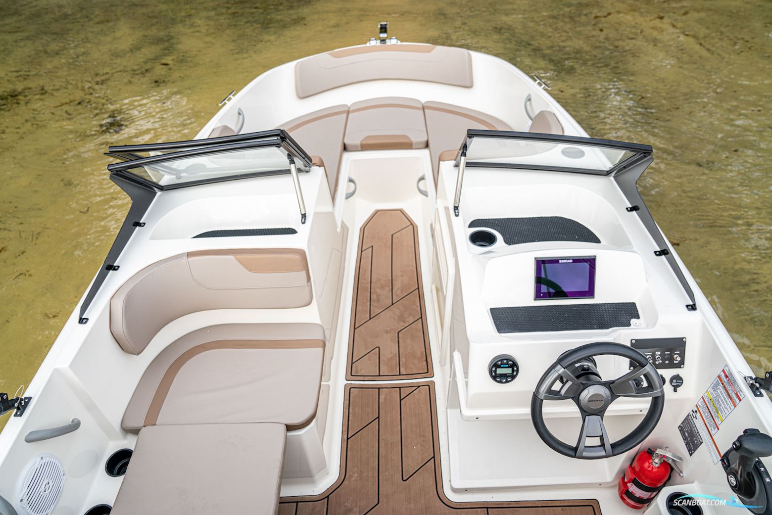 Quicksilver 525 aXess