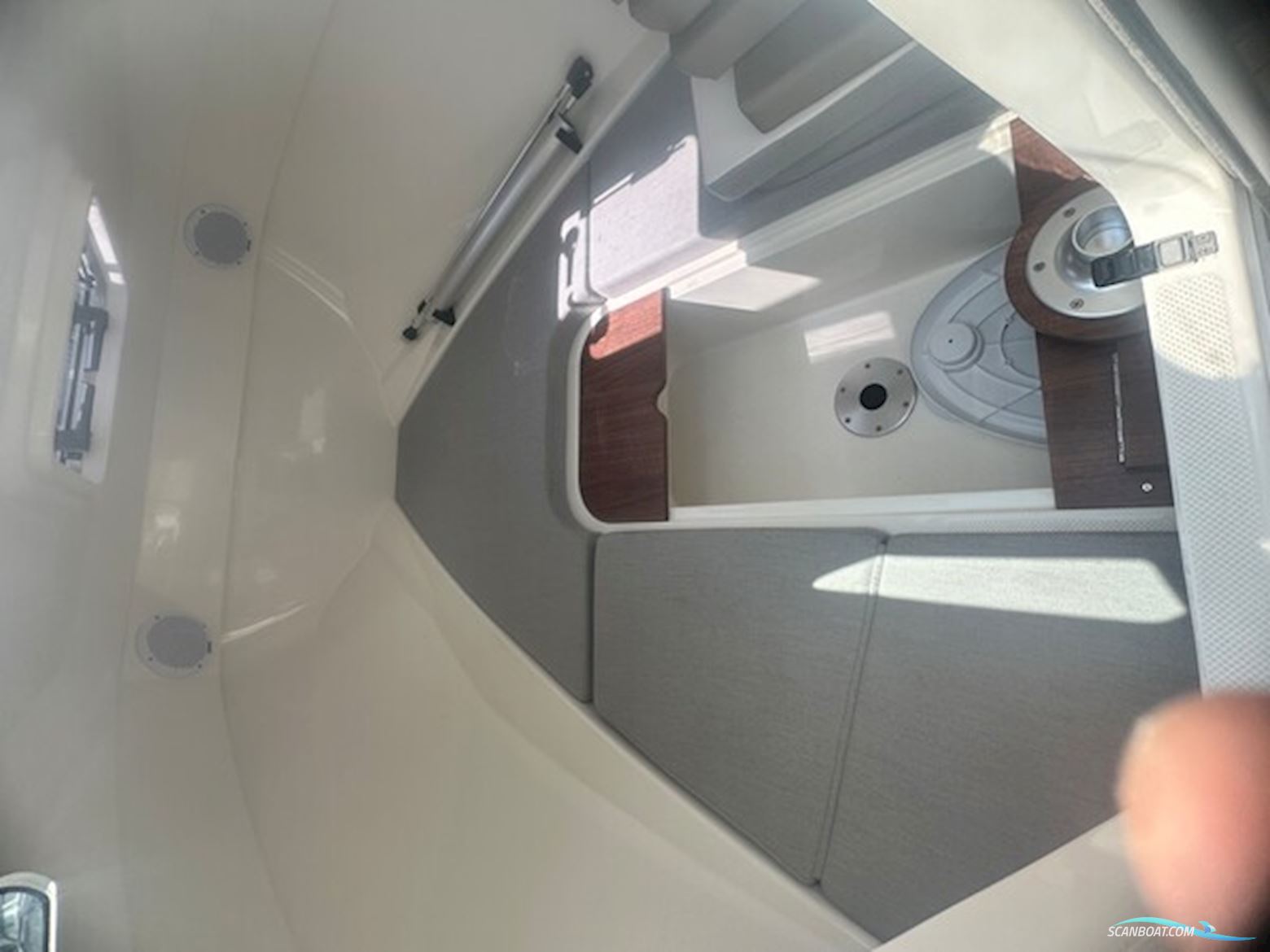 Quicksilver 555 Cabin (BILLEDER PÅ VEJ!)