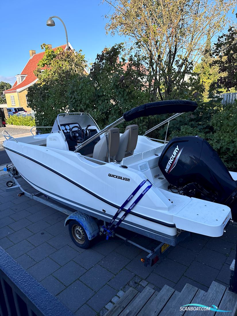 QuickSilver 555 open