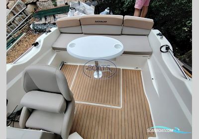 Quicksilver 555 Motorboat 2022, with Mercury engine, France