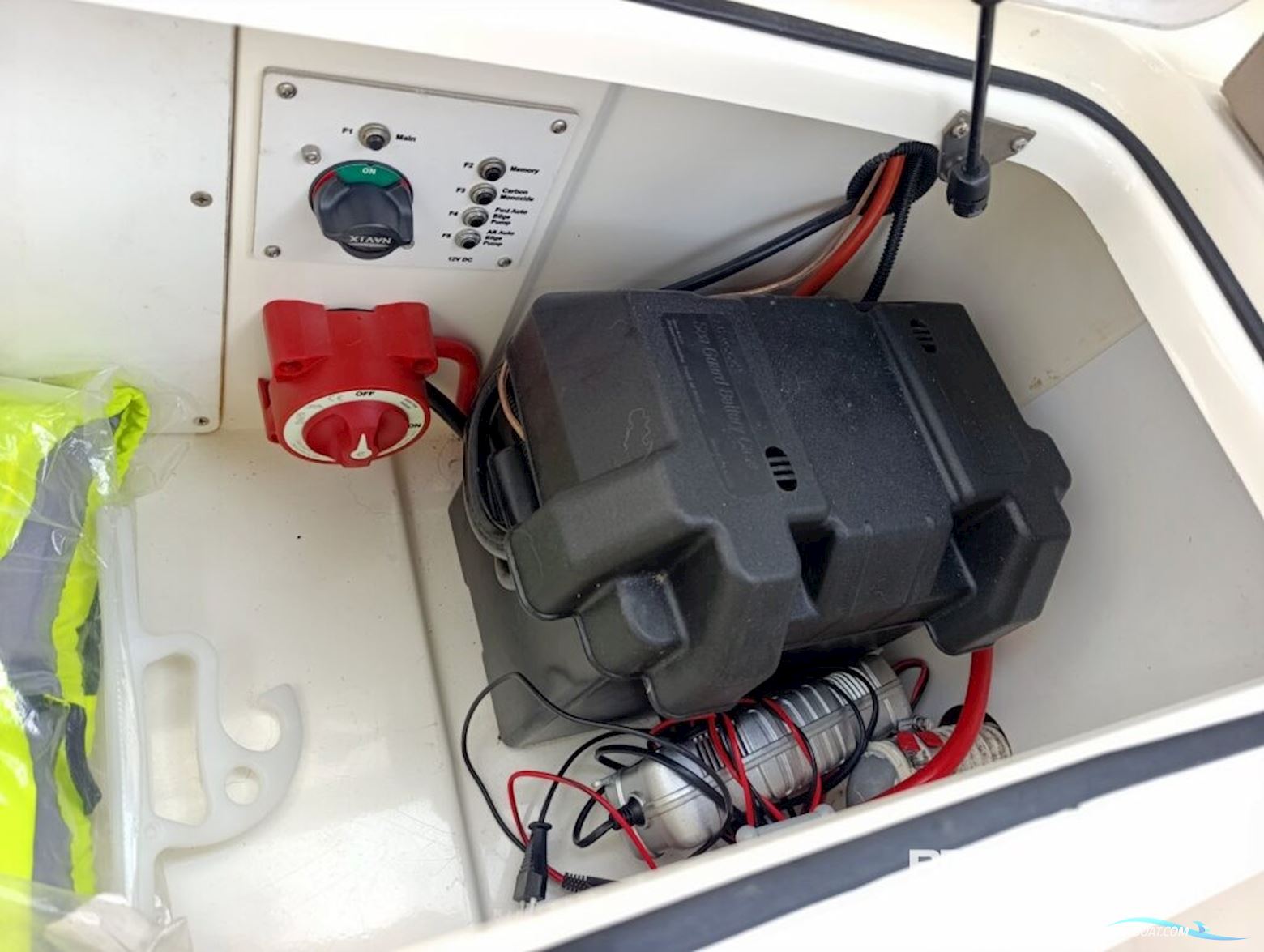 Quicksilver 595 Activ