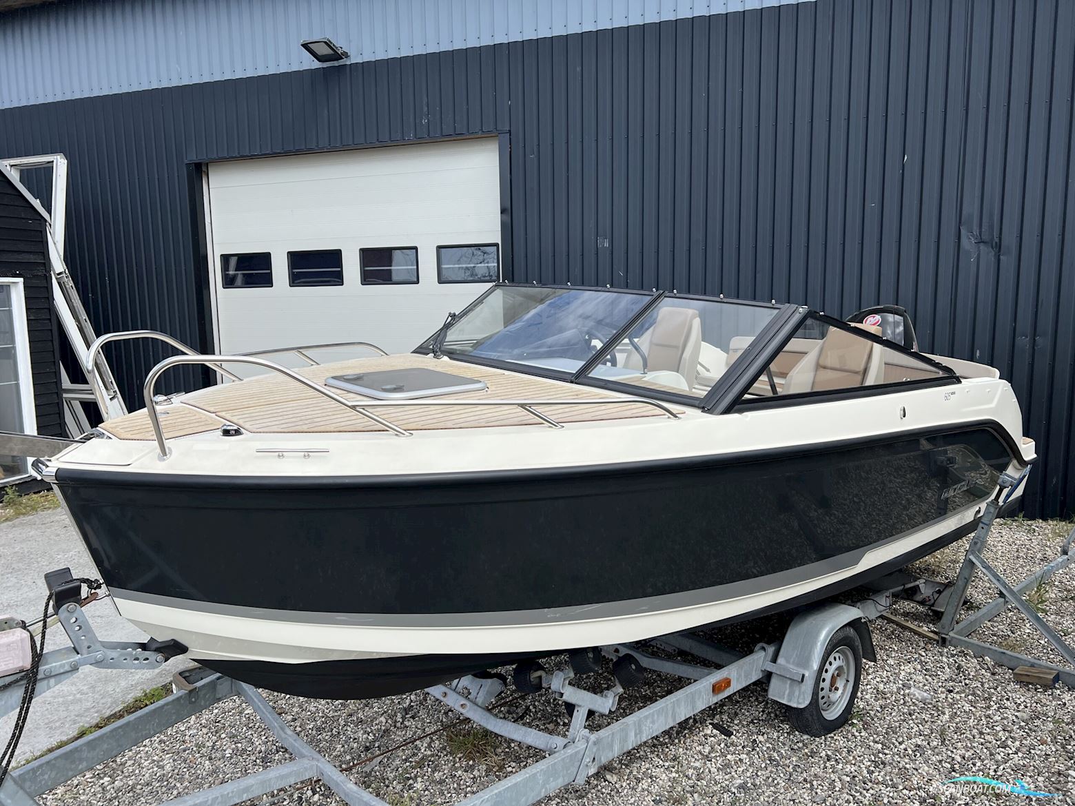 Quicksilver 605 Cruiser