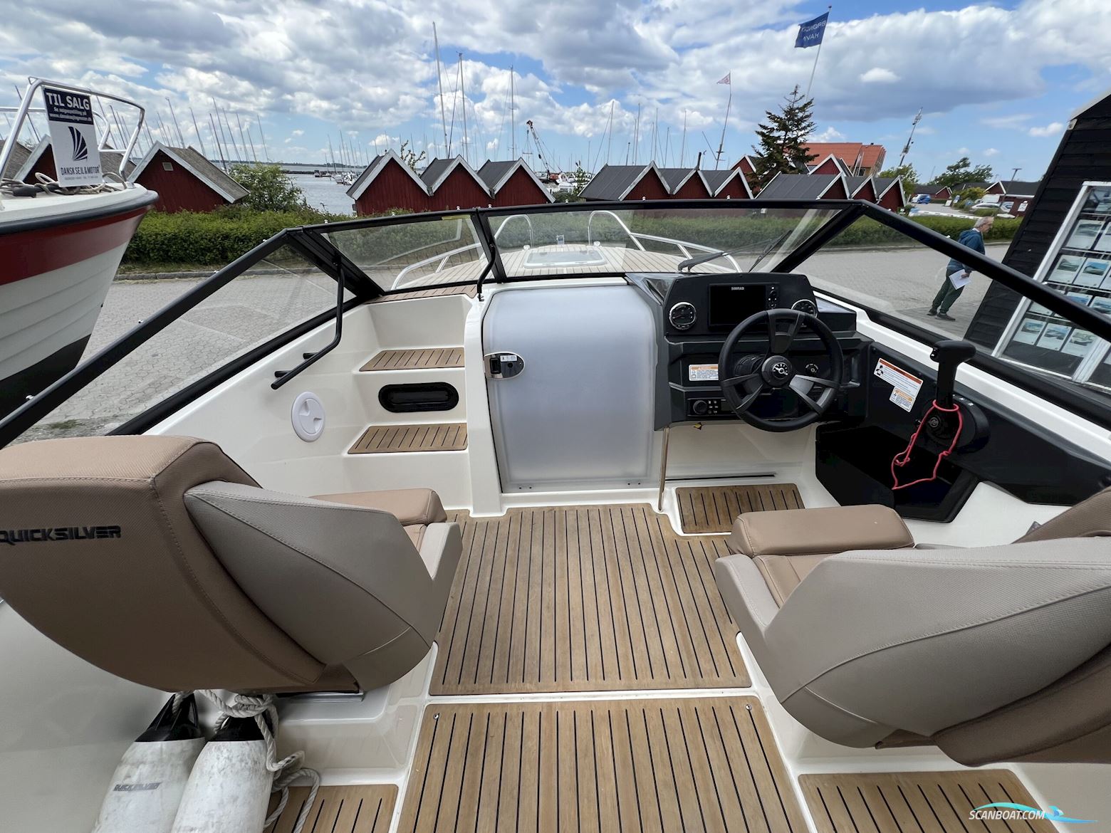 Quicksilver 605 Cruiser