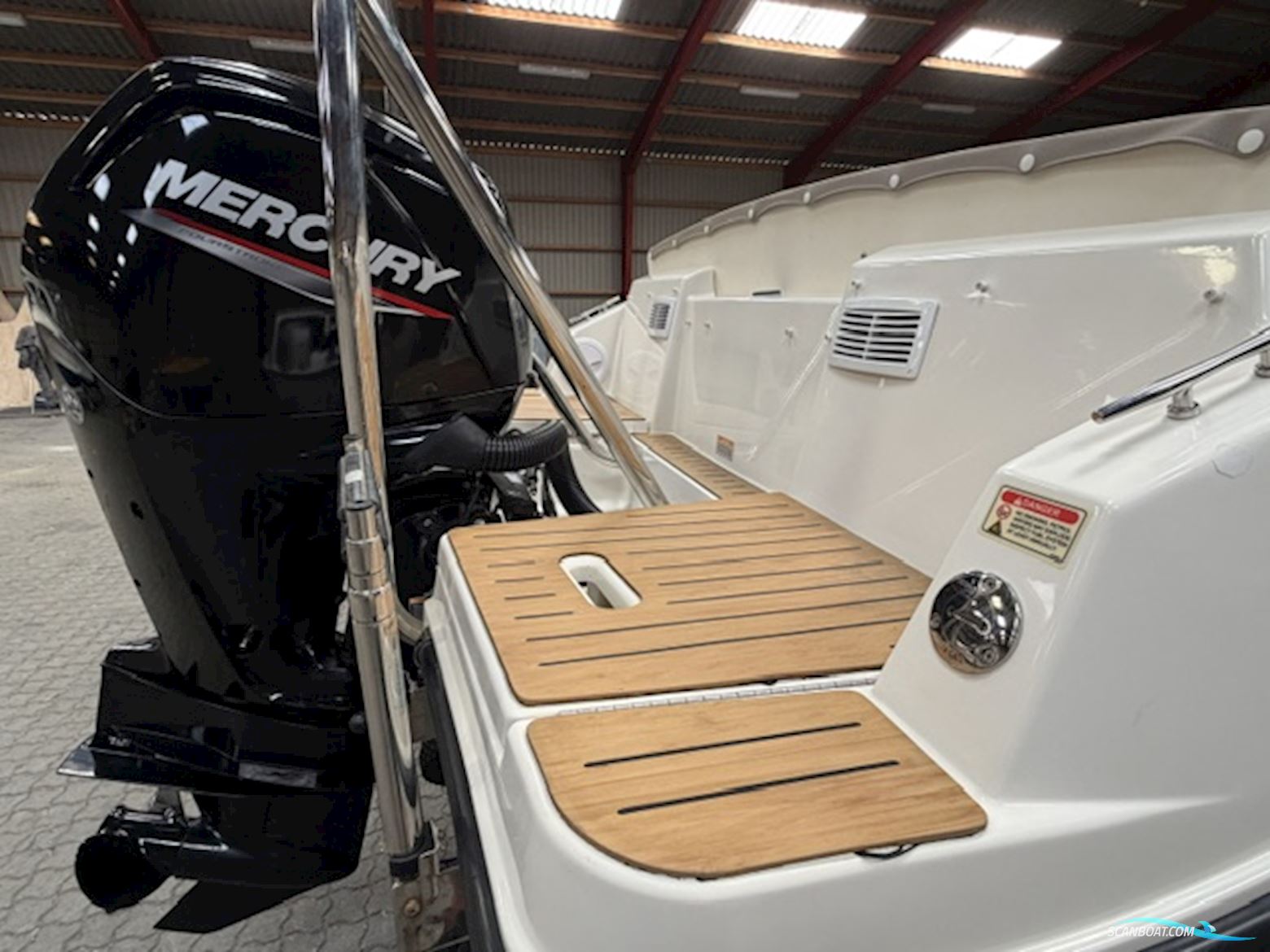 Quicksilver 605 Cruiser