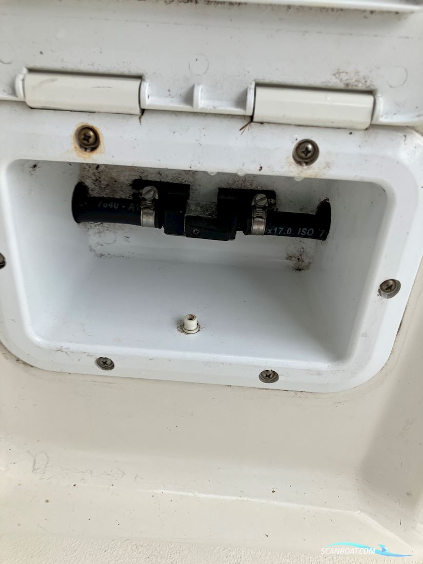 Quicksilver 640 Weekend