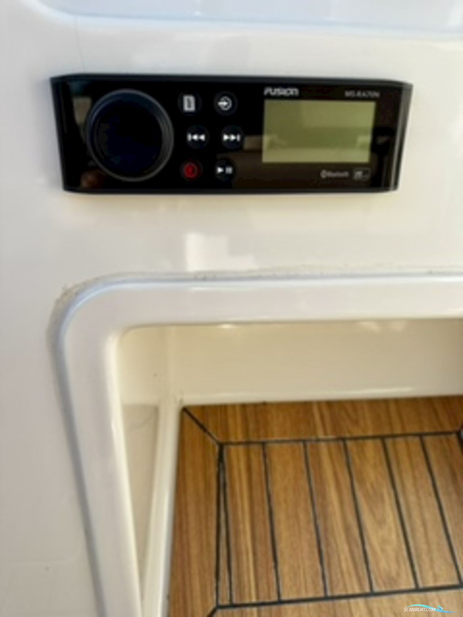 Quicksilver 645 Cruiser