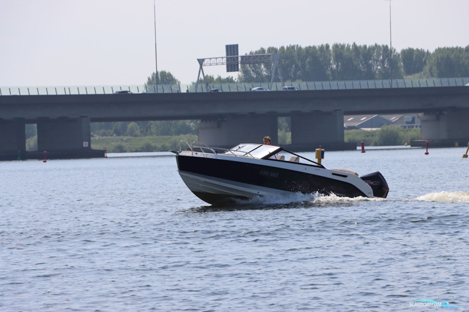 Quicksilver 675 Bowrider