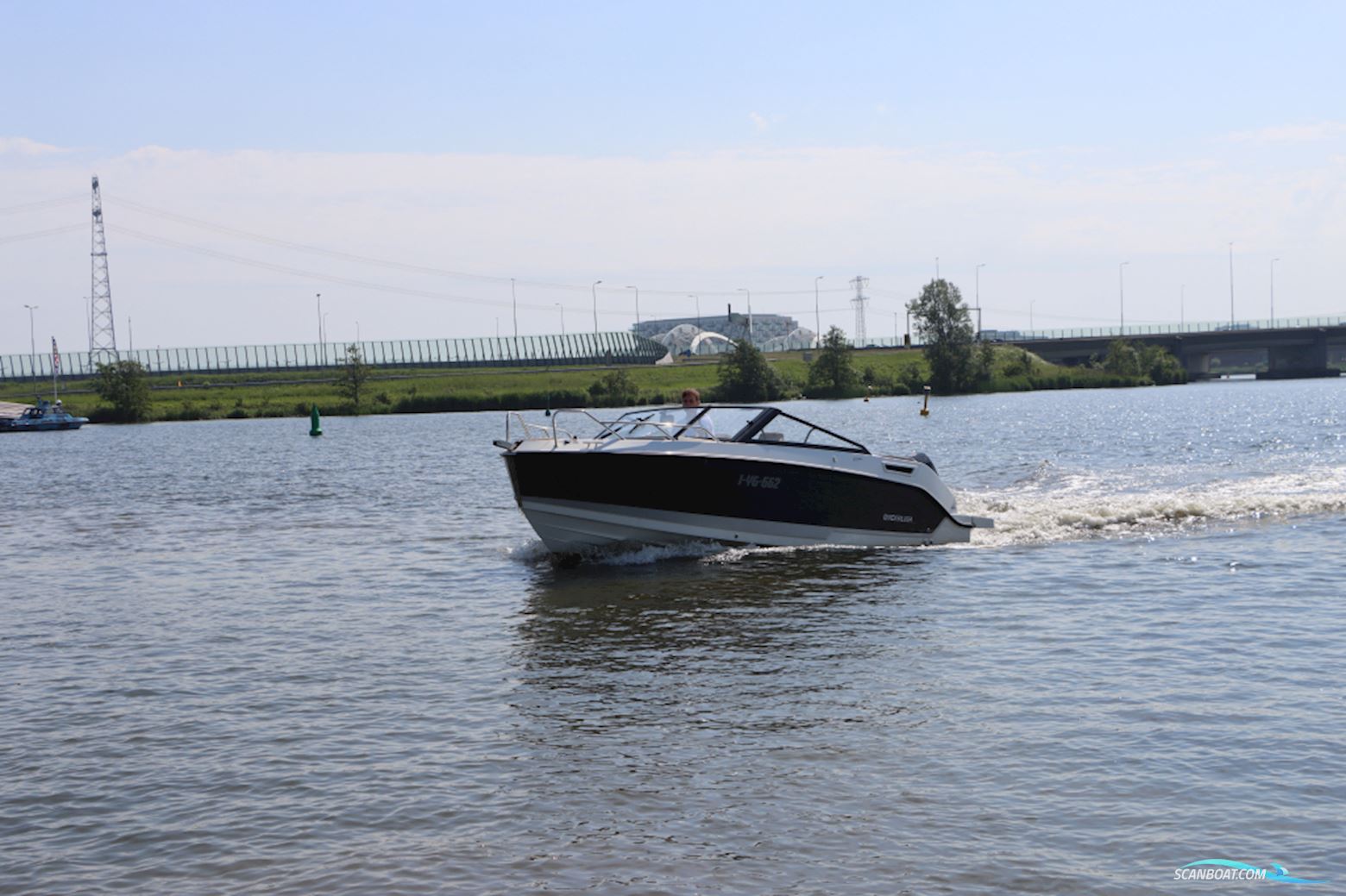 Quicksilver 675 Bowrider