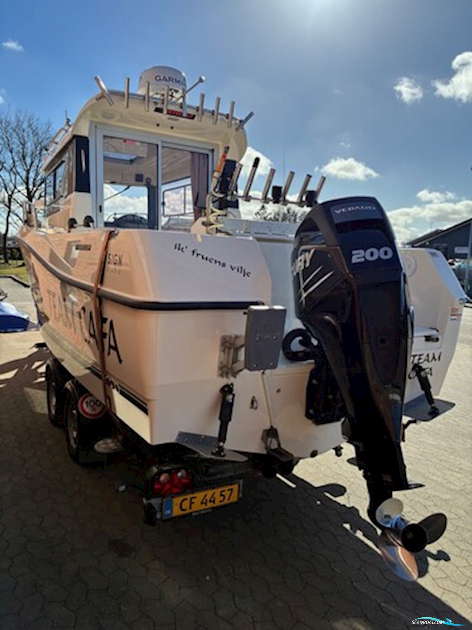 Quicksilver 675 Pilothouse m/Mercury F200 hk og Brenderup Trailer