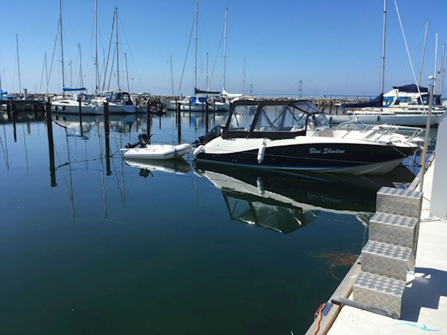 Quicksilver 675 Sundeck (Nedsat 40.000)