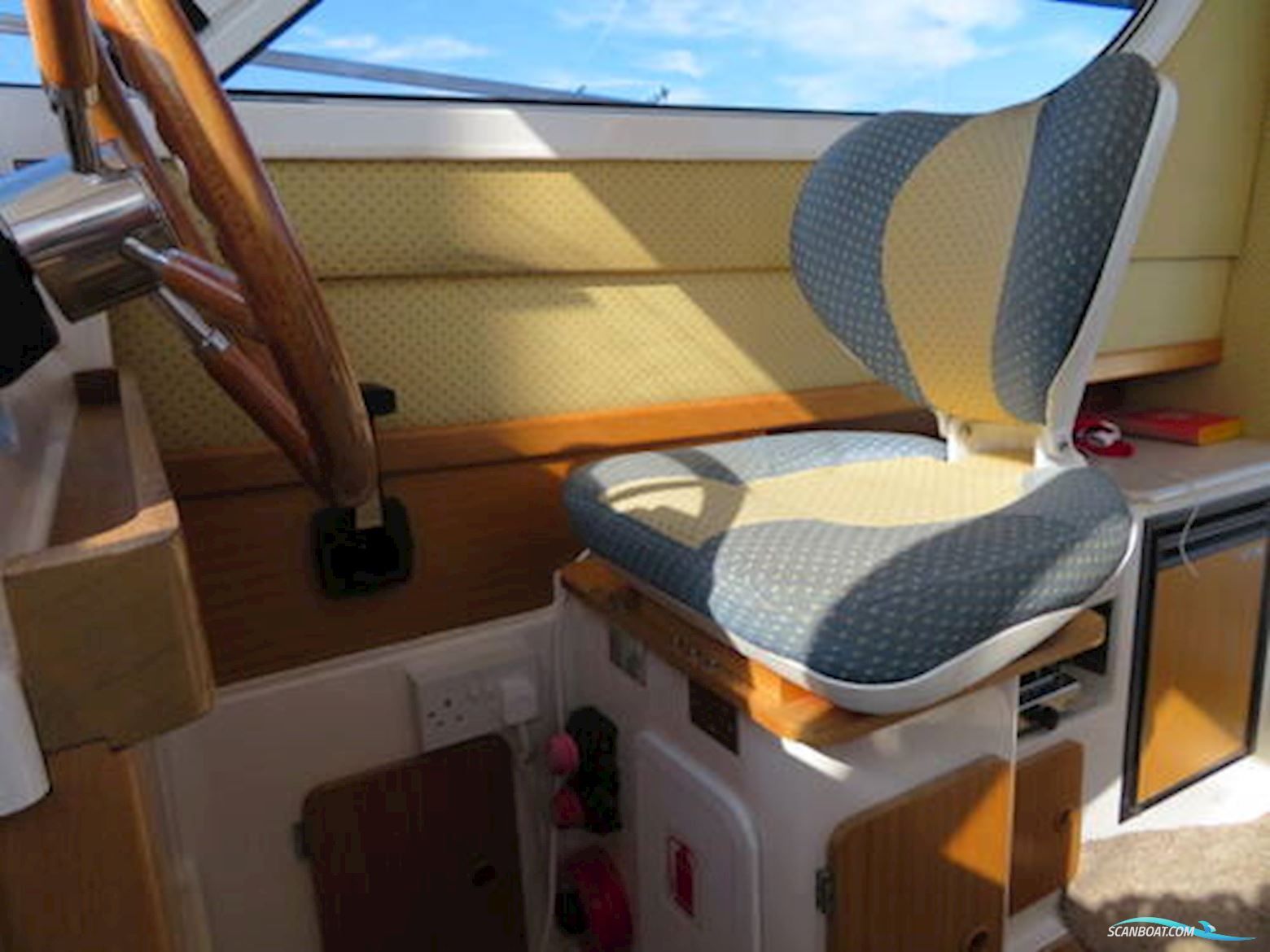 Quicksilver 700 Weekender