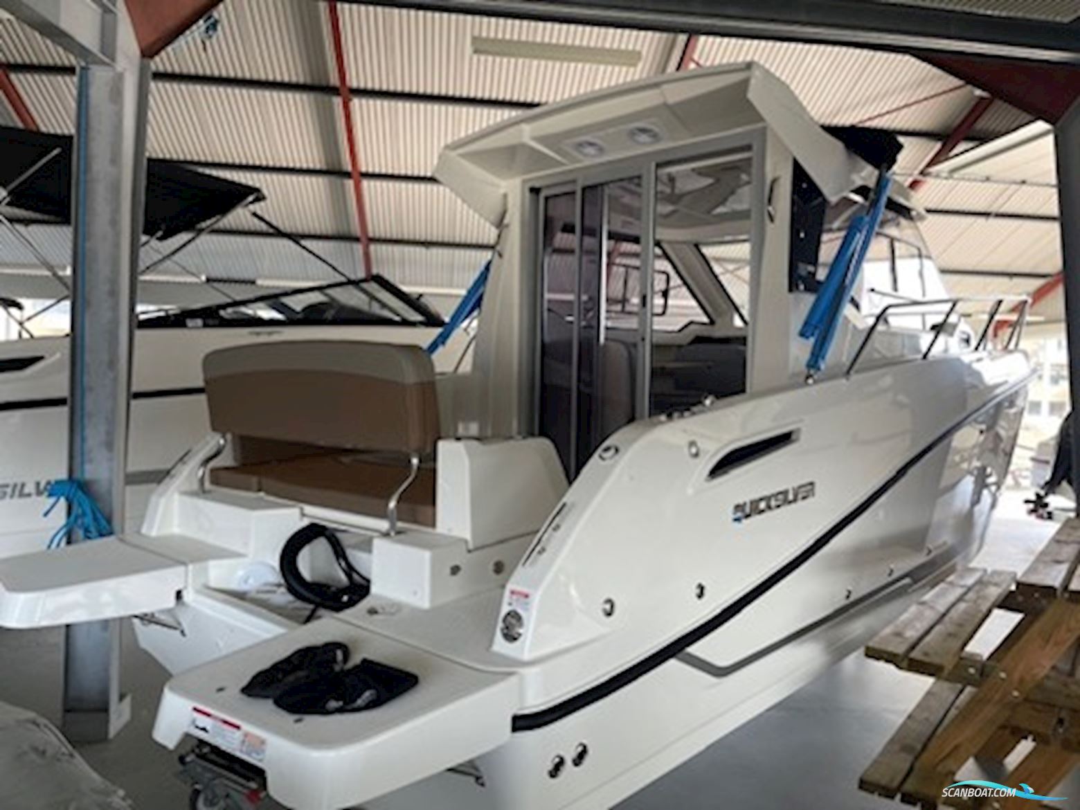 Quicksilver 705 Weekend med Mercury F150 EFI ELPT  - (2026 model) - SOLGT