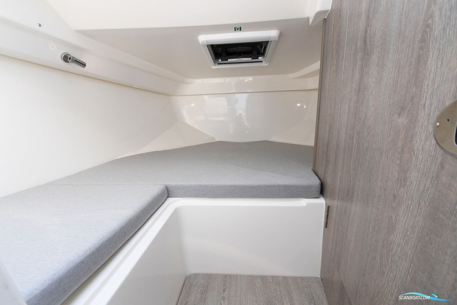 Quicksilver 705 Weekend