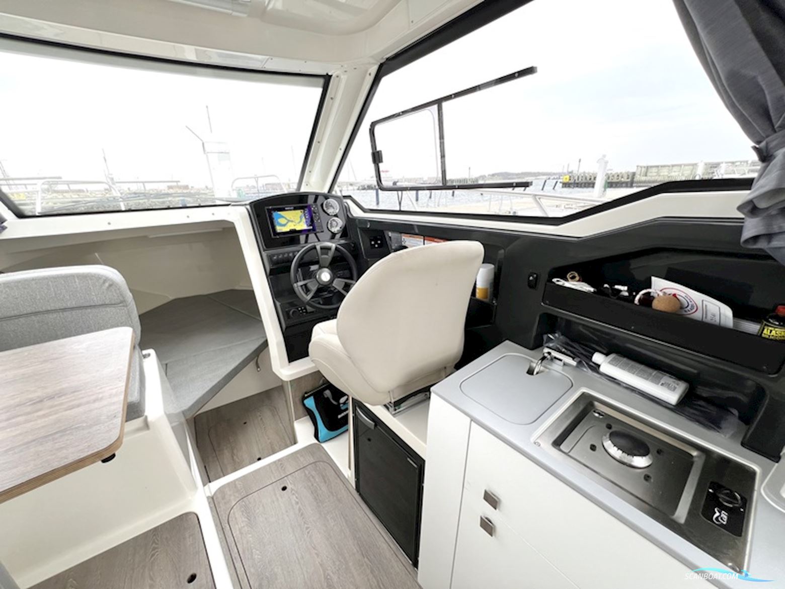 Quicksilver 705 Weekend