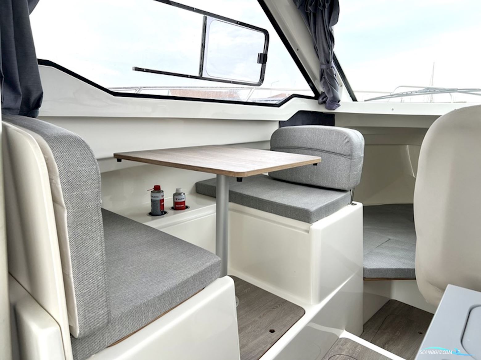 Quicksilver 705 Weekend