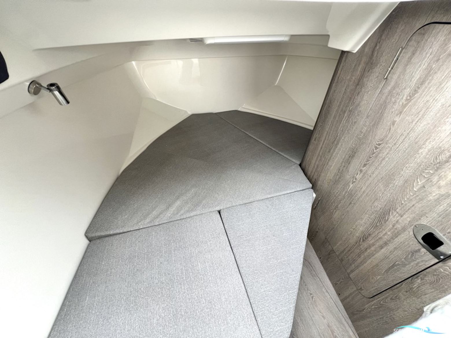 Quicksilver 705 Weekend