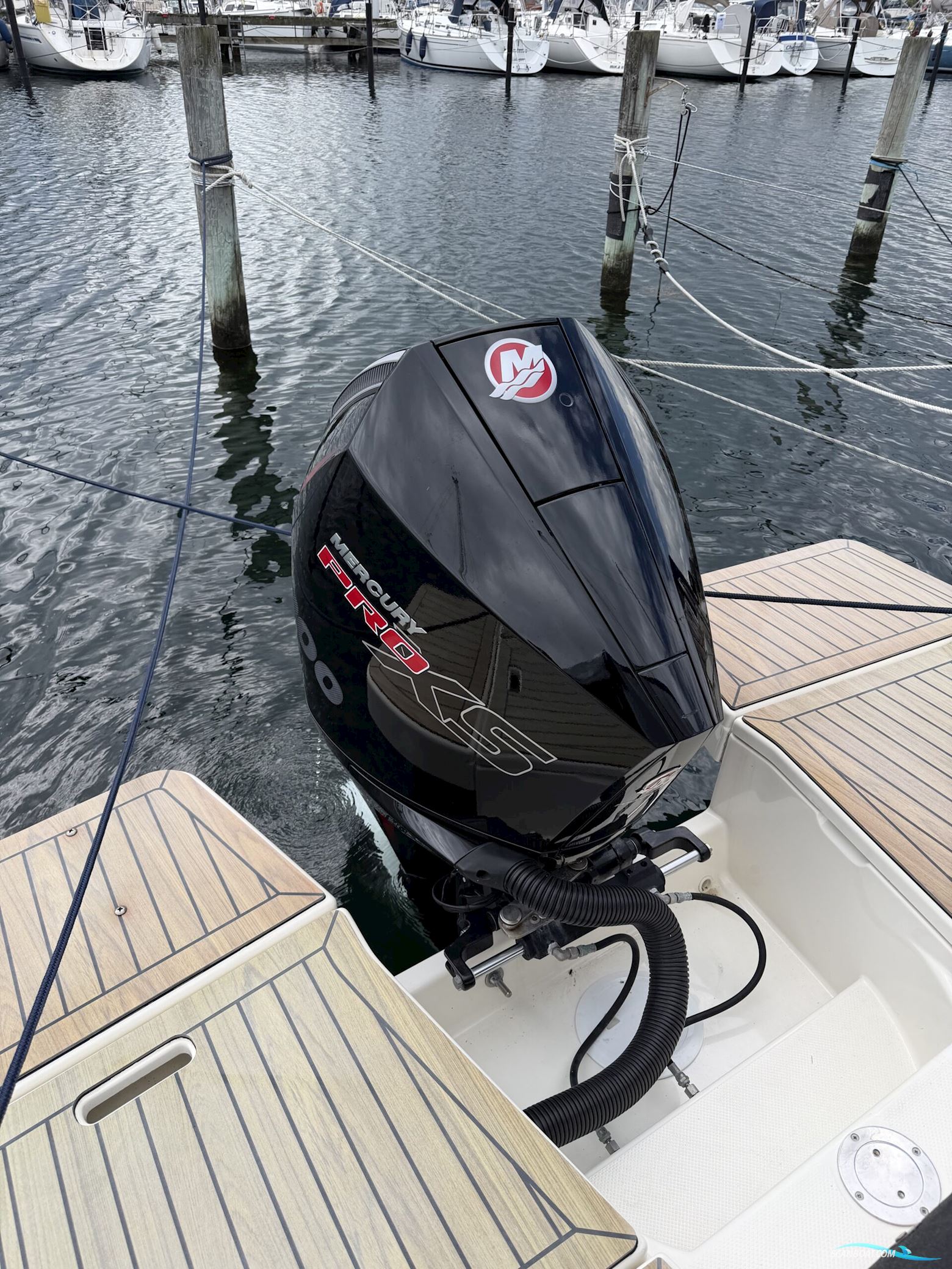 Quicksilver 755 Activ Cruiser, Nedsat
