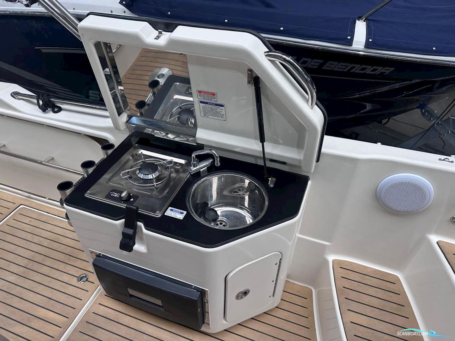 Quicksilver 755 Activ