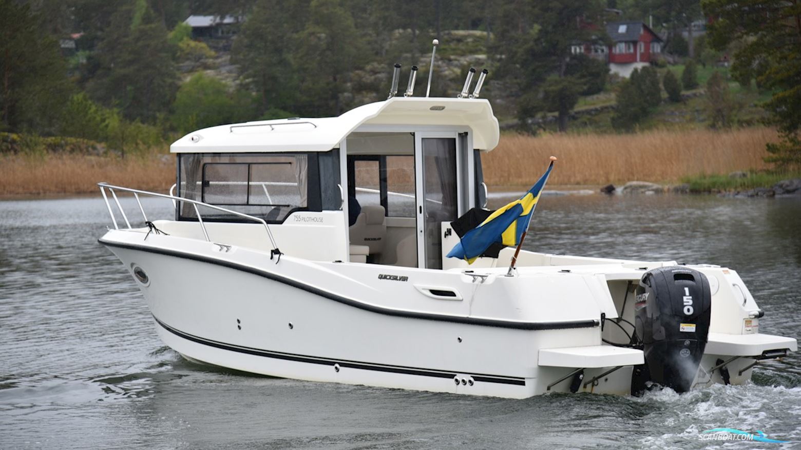 Quicksilver 755 Pilothouse