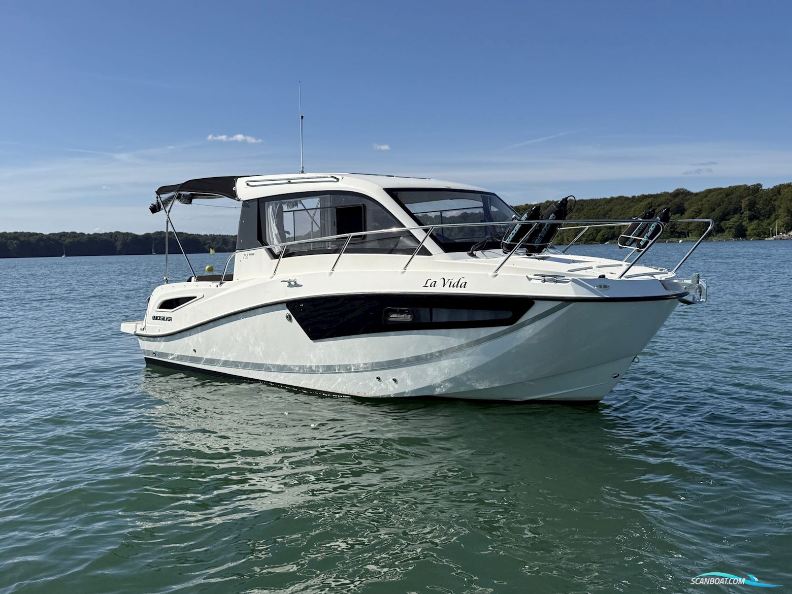 Quicksilver 755 Weekend med 250 hk Mercury V8