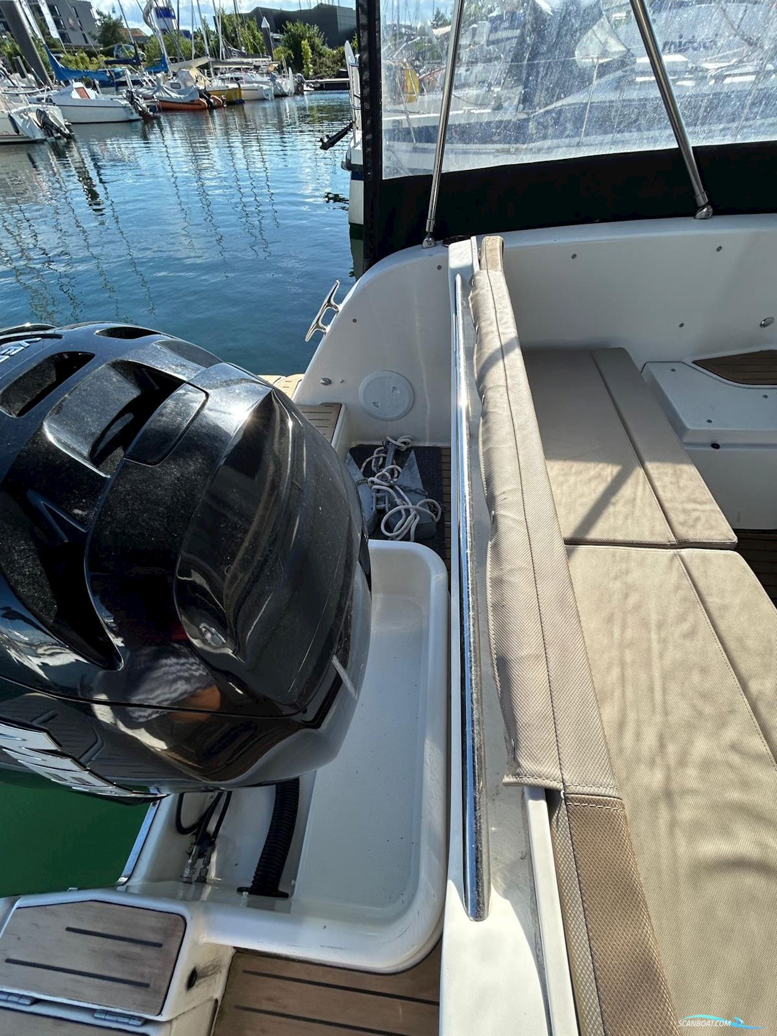 Quicksilver 755 Weekend