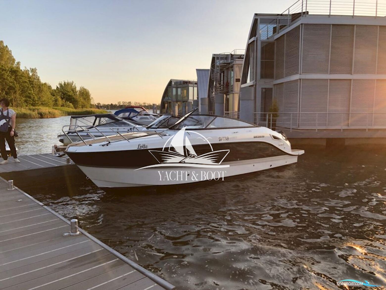 Quicksilver 805 Cruiser Motorboat 2019, with Mercury Marine engine, Germany