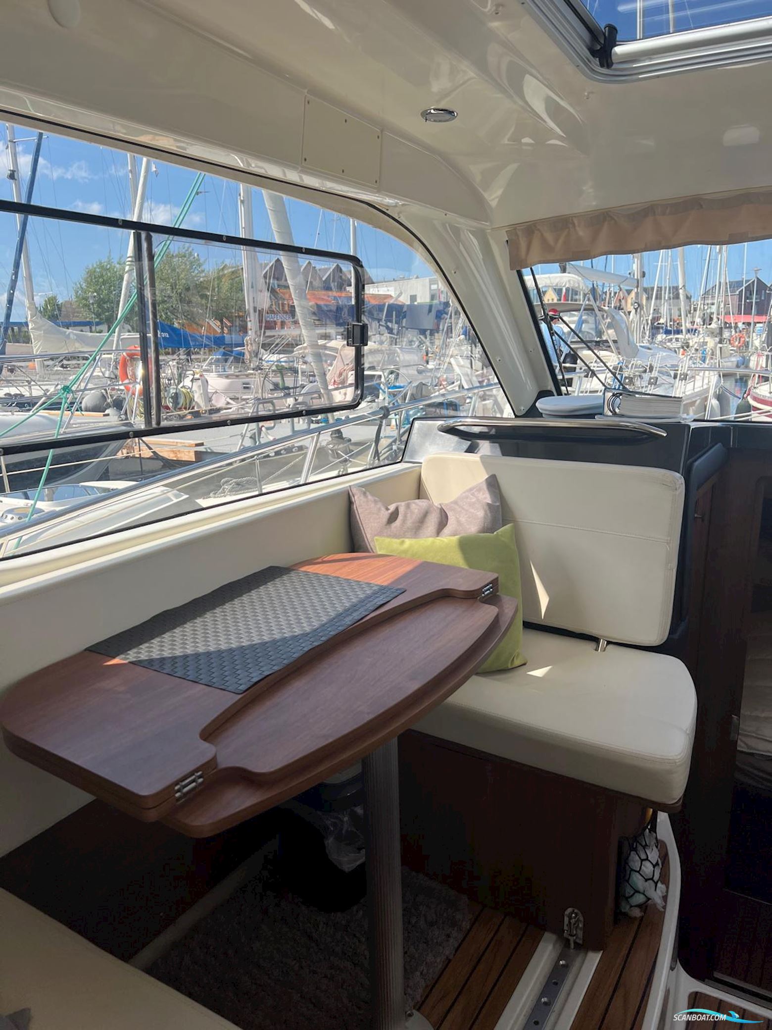 Quicksilver 855 Active Weekend