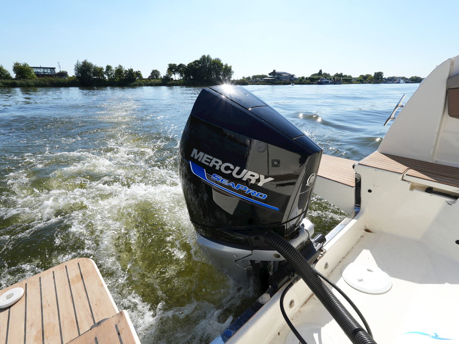 Quicksilver 905 Activ Weekend