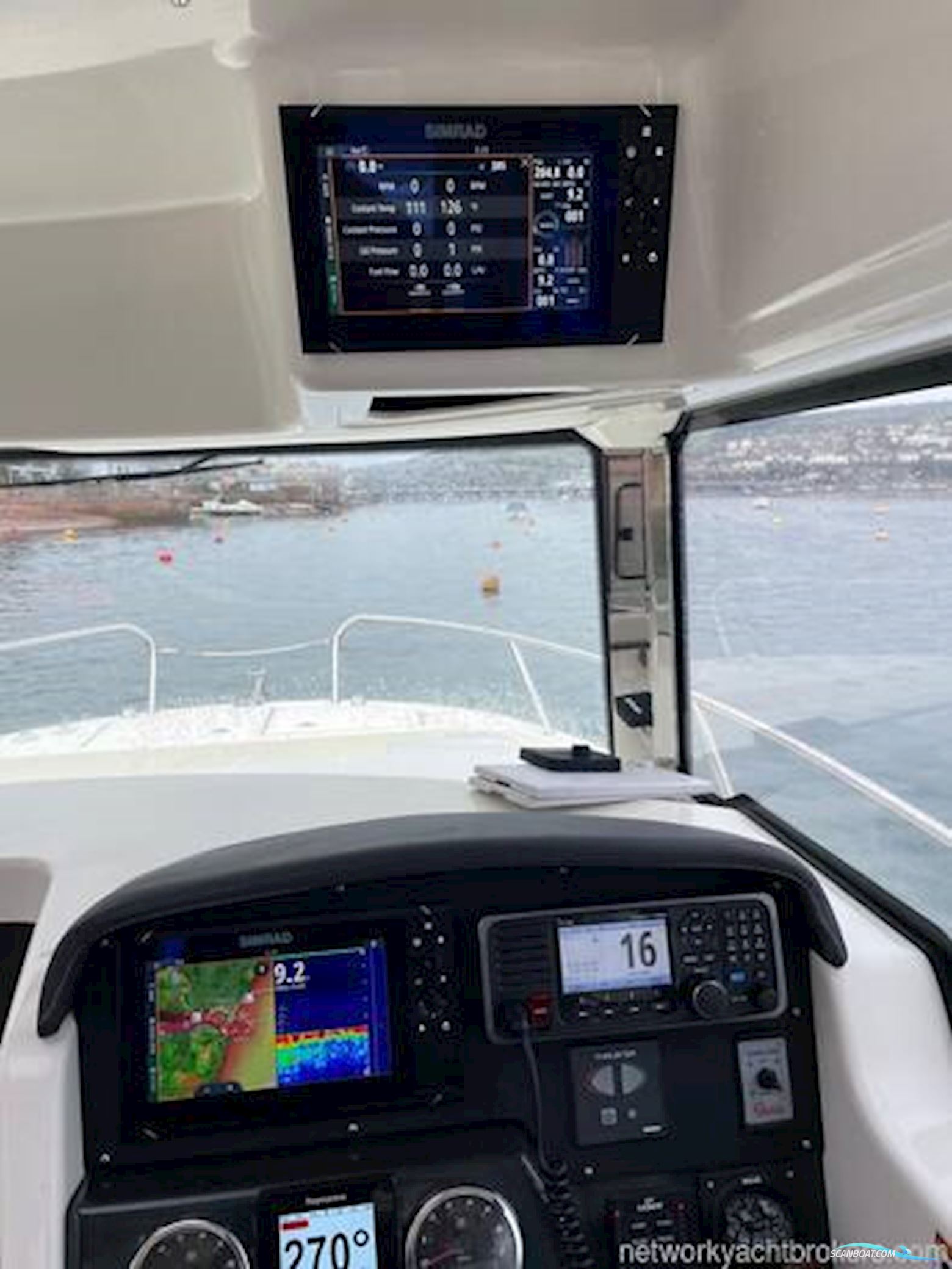 Quicksilver 905 Pilothouse