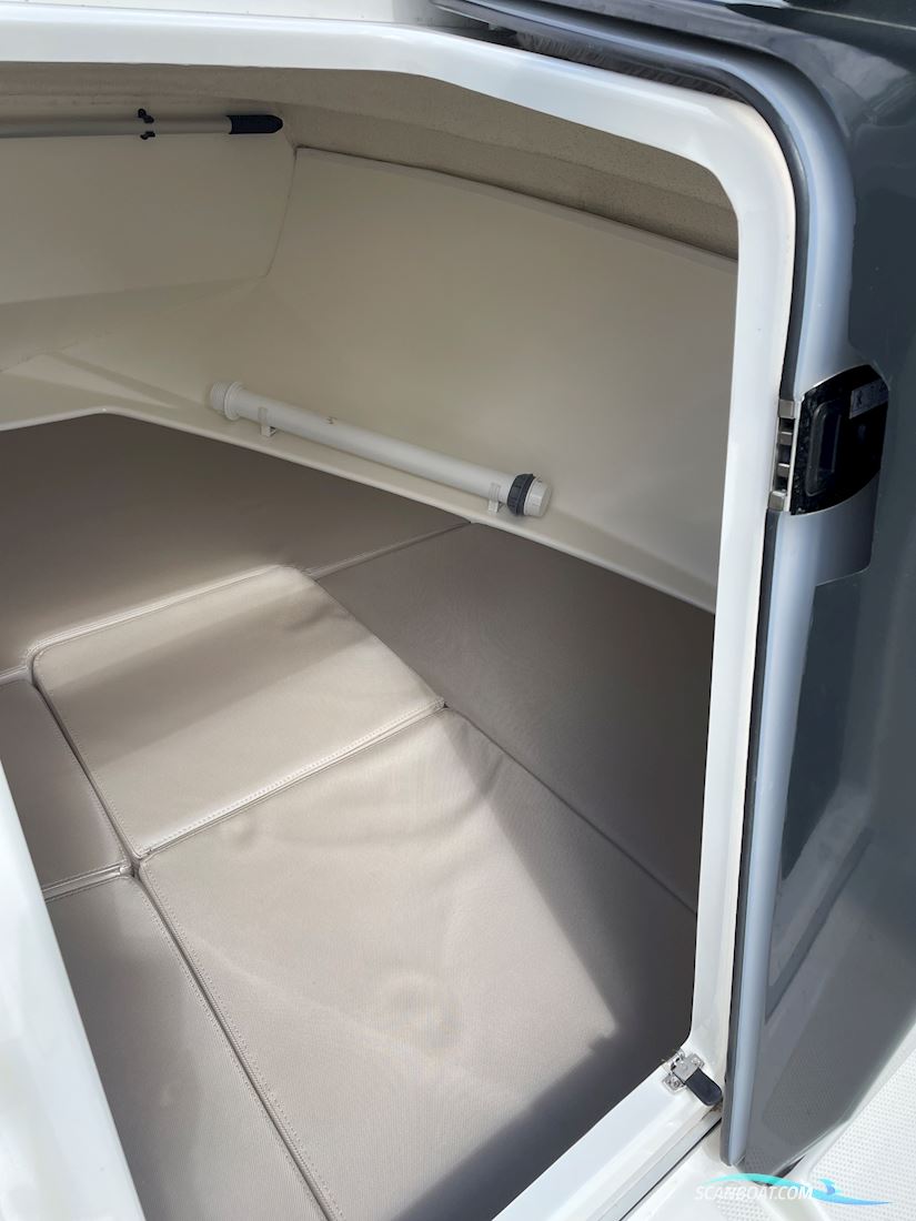 Quicksilver Activ 505 Cabin