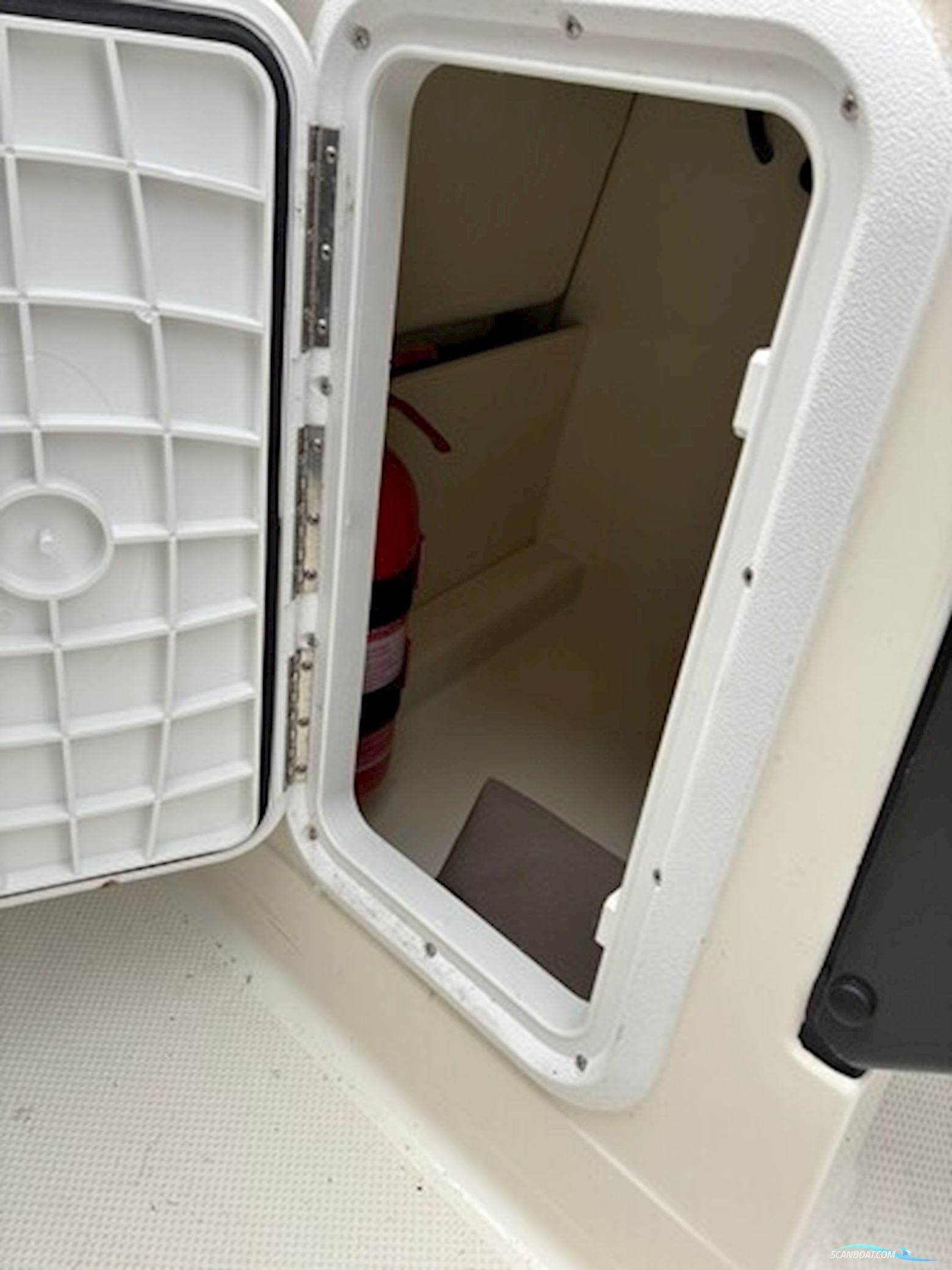 Quicksilver Activ 555 BR m/Mercury F115 hk EFI og Brenderup trailer