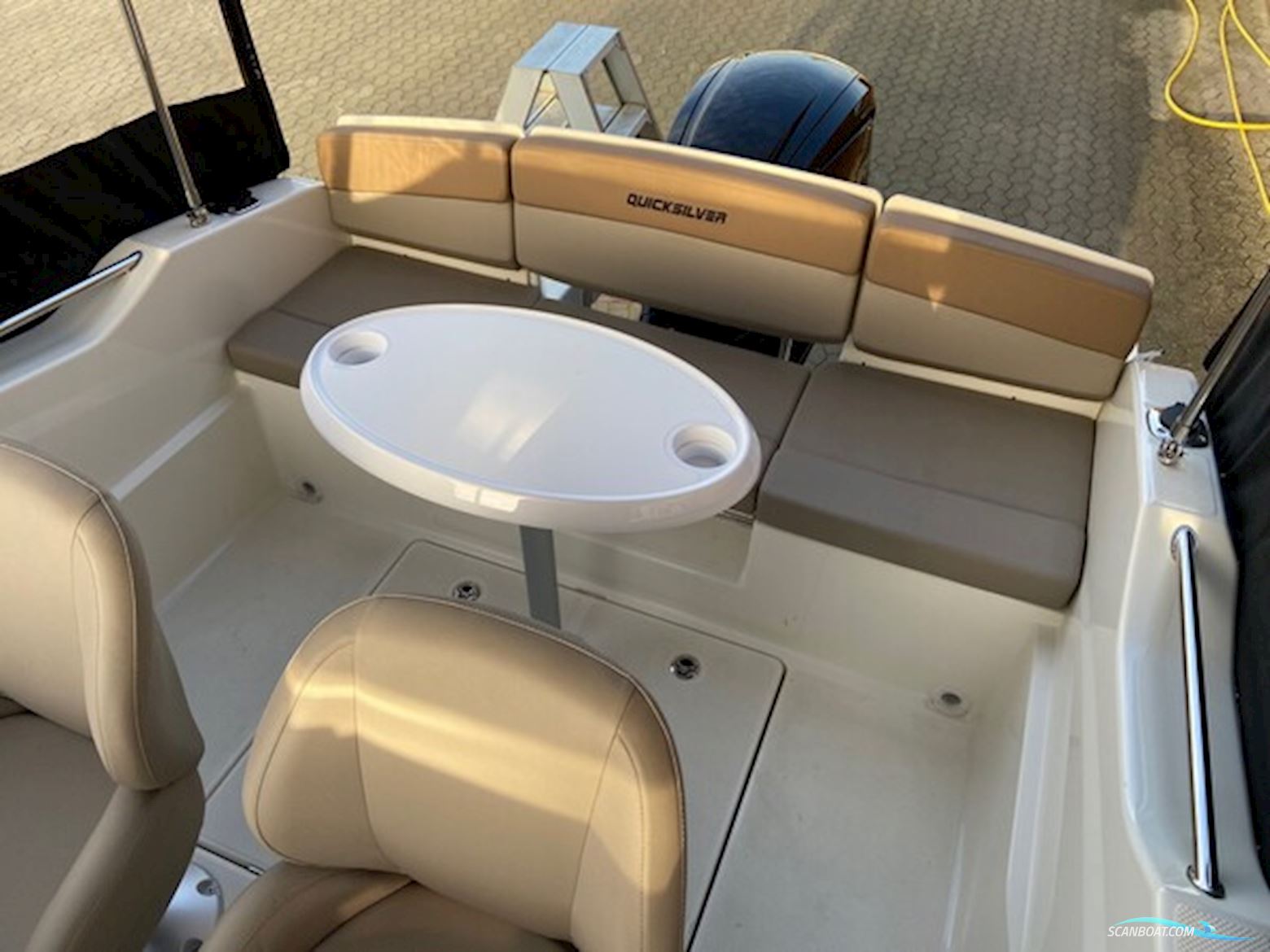 Quicksilver Activ 555 Cabin m/Mercury F115 hk og Brenderup trailer