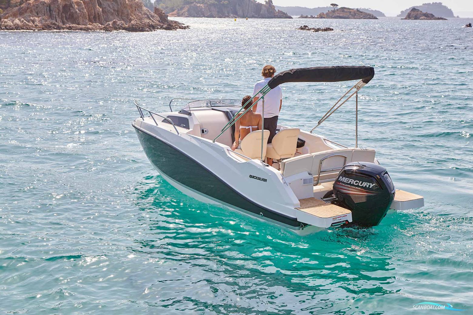 Quicksilver Activ 555 Cabin