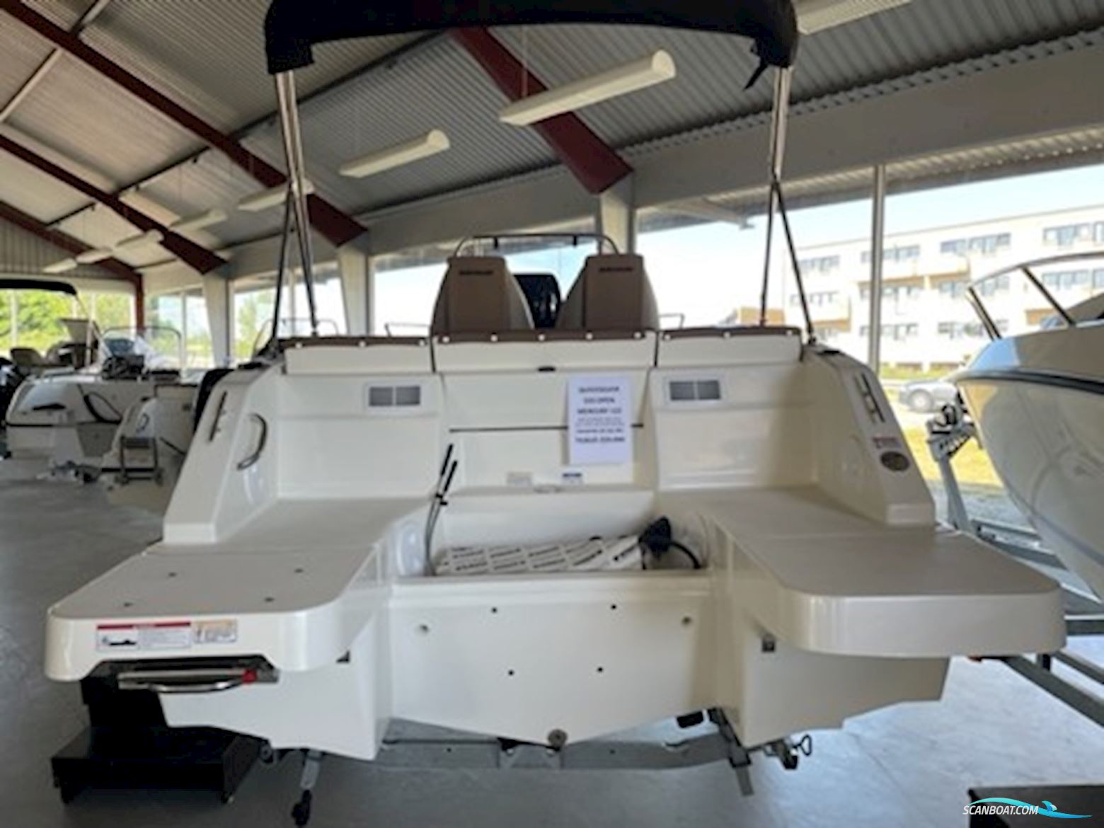 Quicksilver Activ 555 Open med Mercury F100 EFI ELPT (smart edition + udstyr) SOLGT