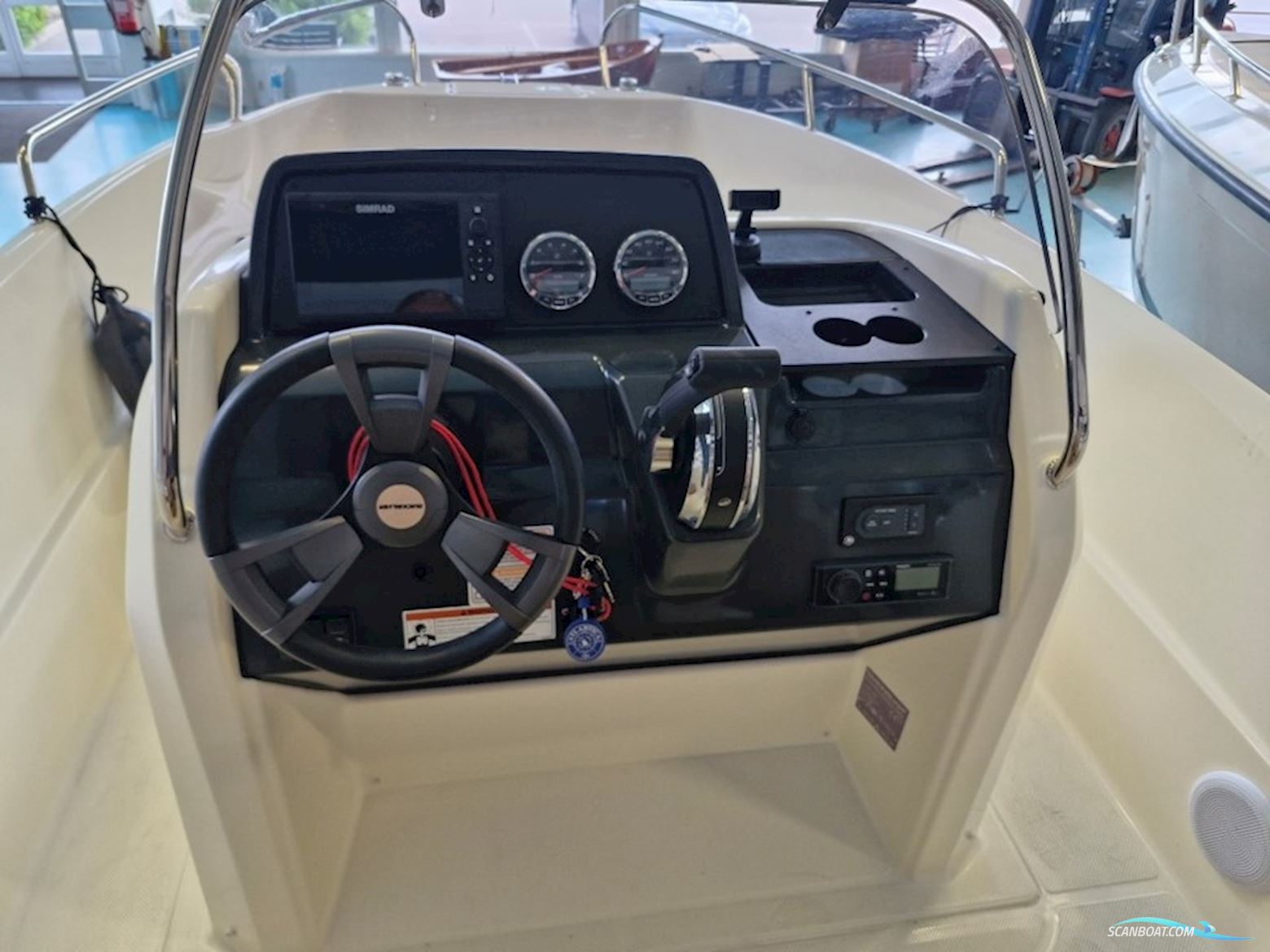 Quicksilver Activ 555 Open