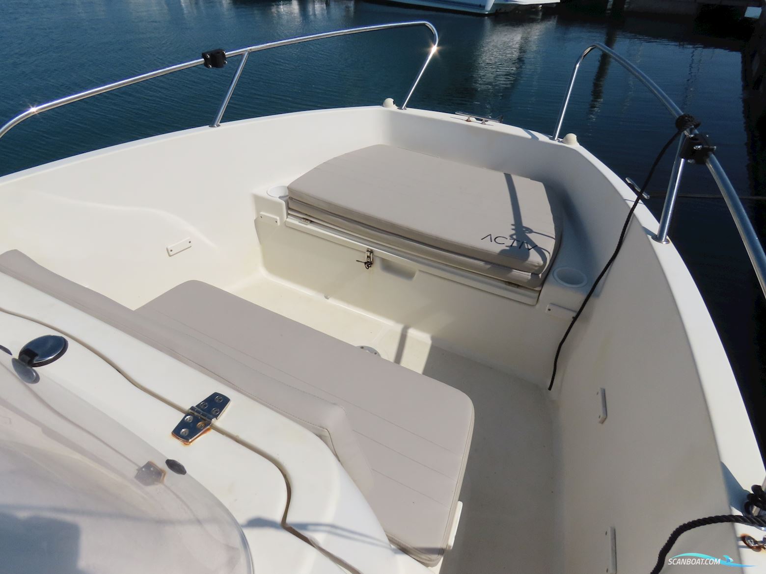 Quicksilver Activ 555 Open