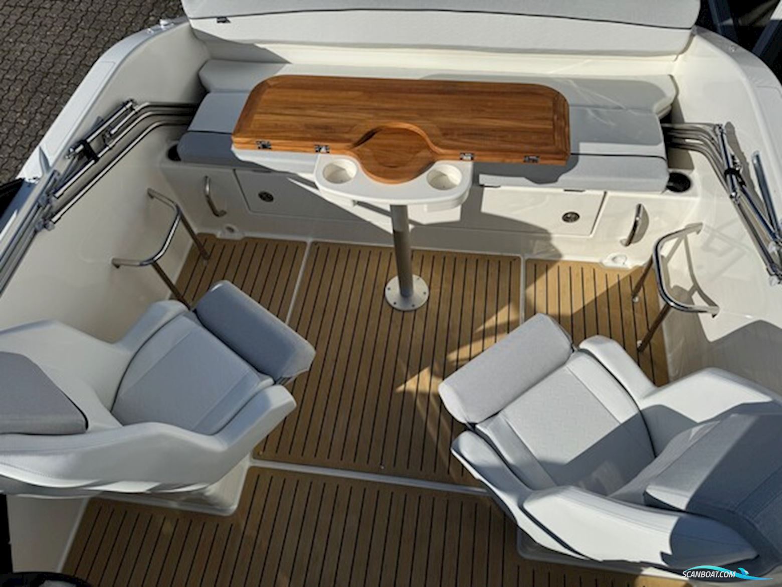 Quicksilver Activ 605 Cruiser Med F150 Mercury-Efi 3,0L XL CF 4 Takt Exclusive Jubilæumsmodel