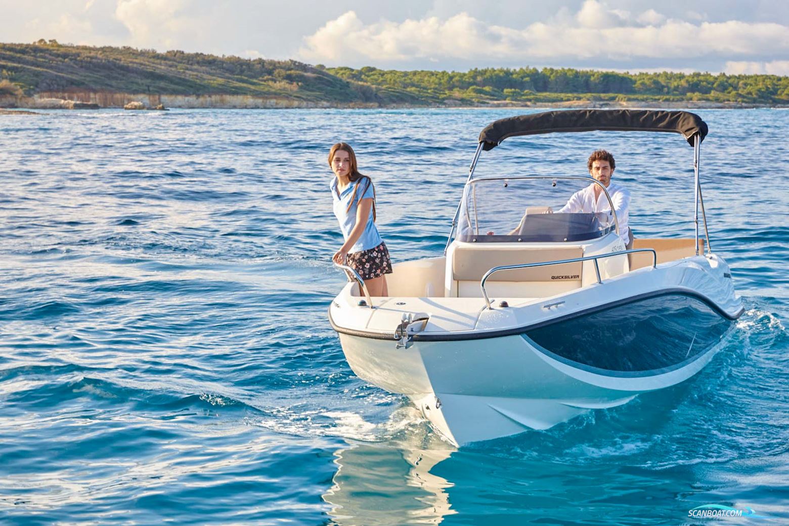 Quicksilver Activ 605 Open 