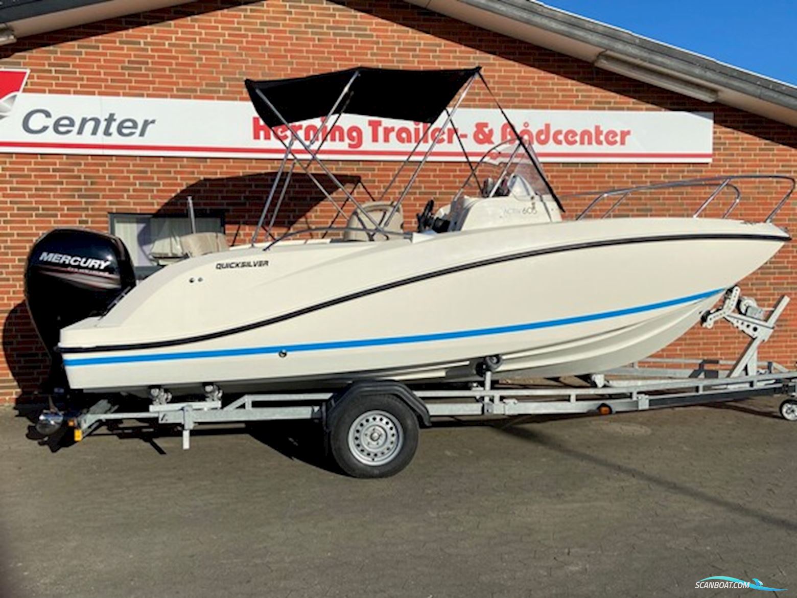 Quicksilver Activ 605 Sundeck m/Mercury F150 hk og Brenderup trailer