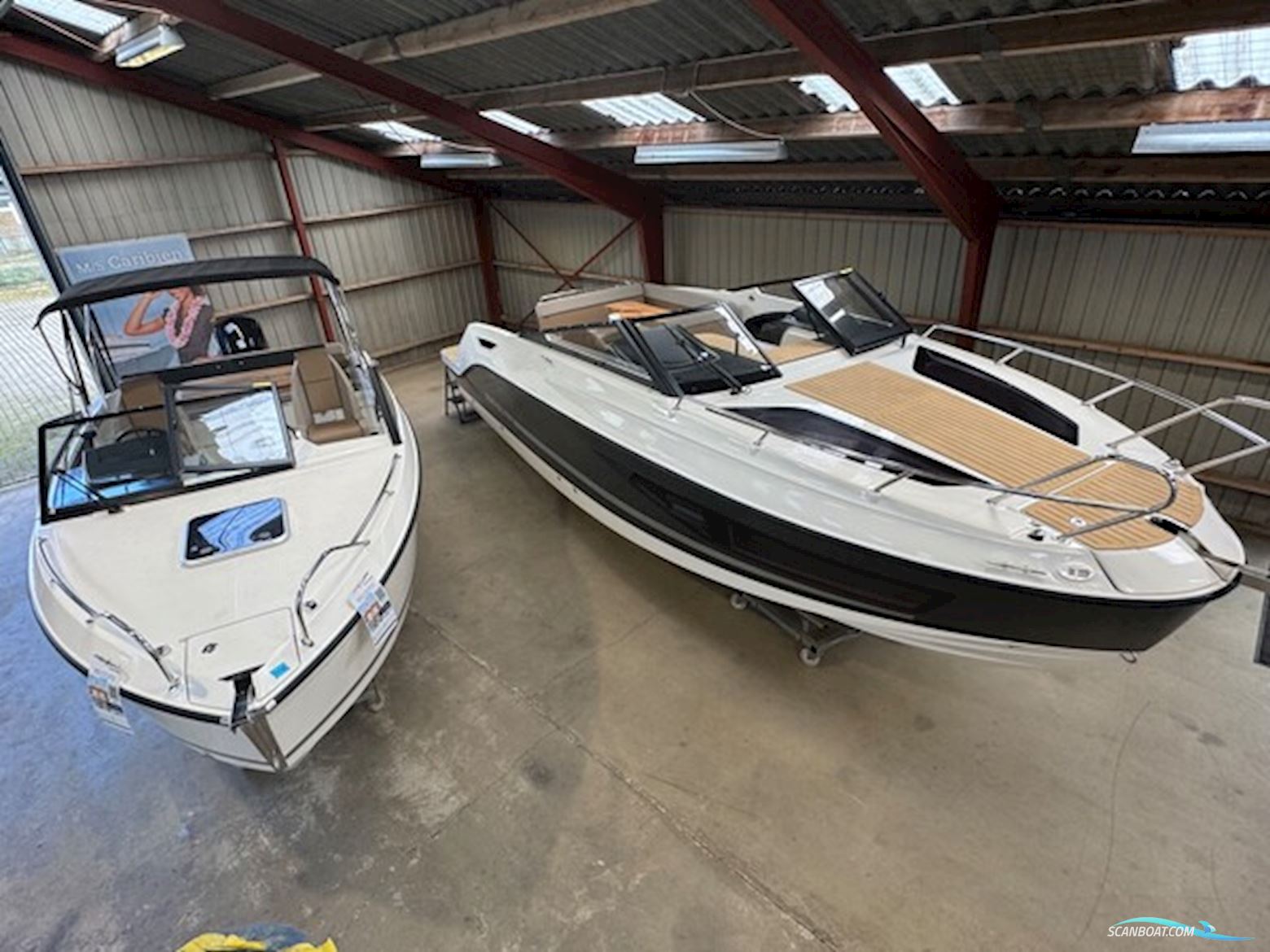 Quicksilver Activ 755 Cruiser Med F225 Mercury-Efi 4 Takt XL V6 - Inkl Udstyr